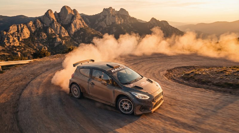 天美跑车视频分享：山路拉力赛